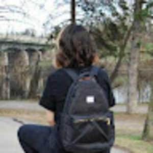 Meet your Posher, Carrie